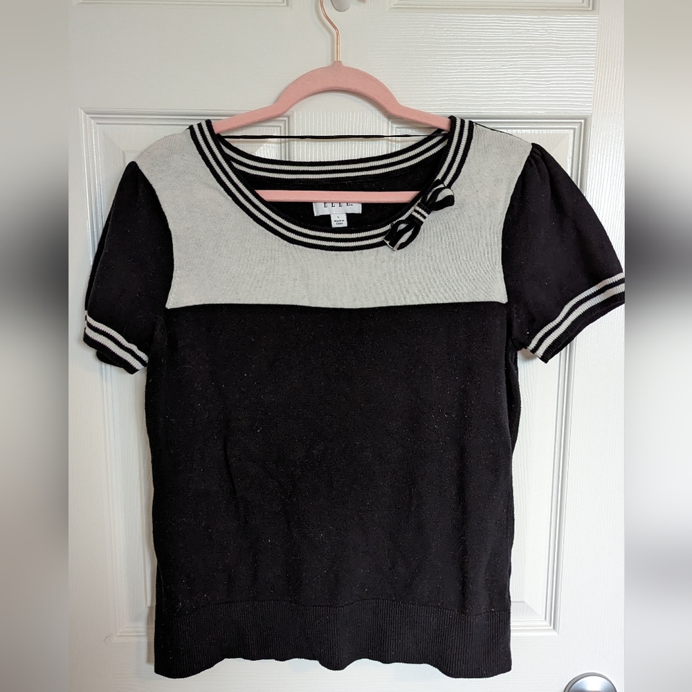 Elle Black and White Bow Top
